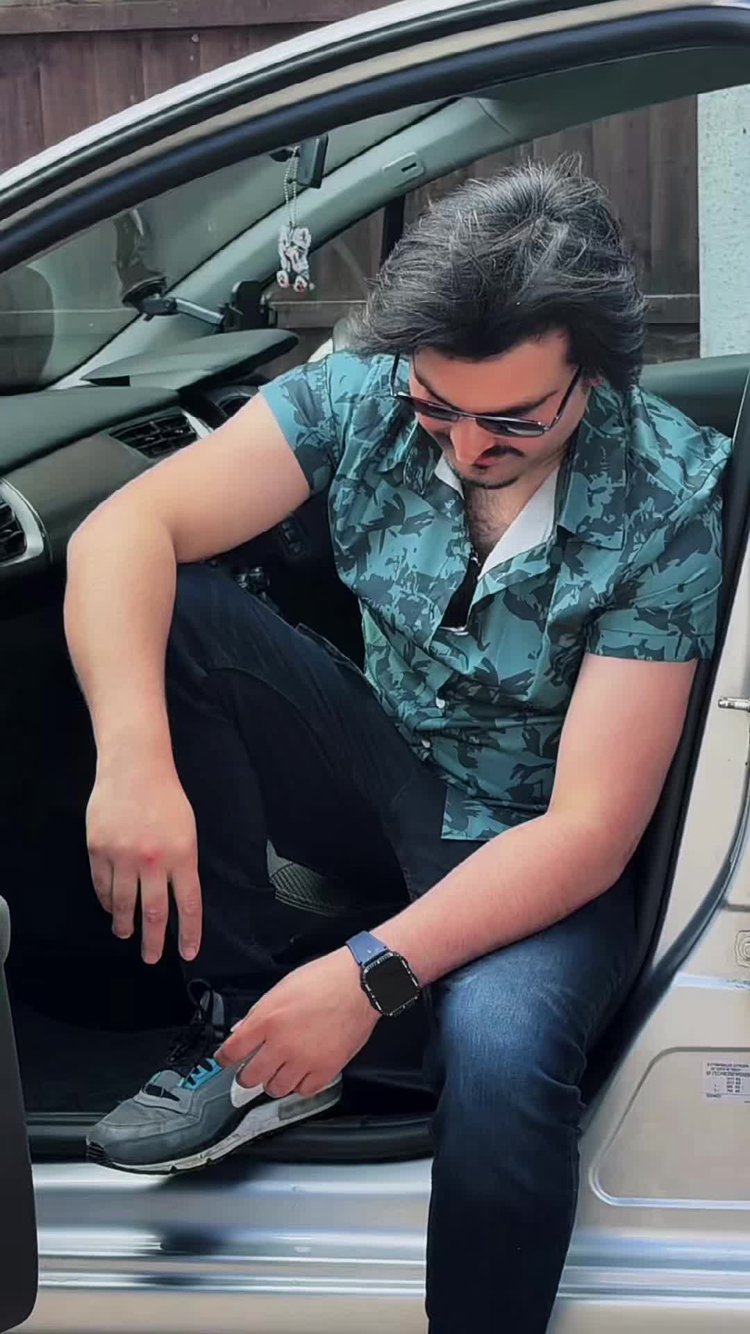 @Malik zeeshi🇵🇰 🇬🇧