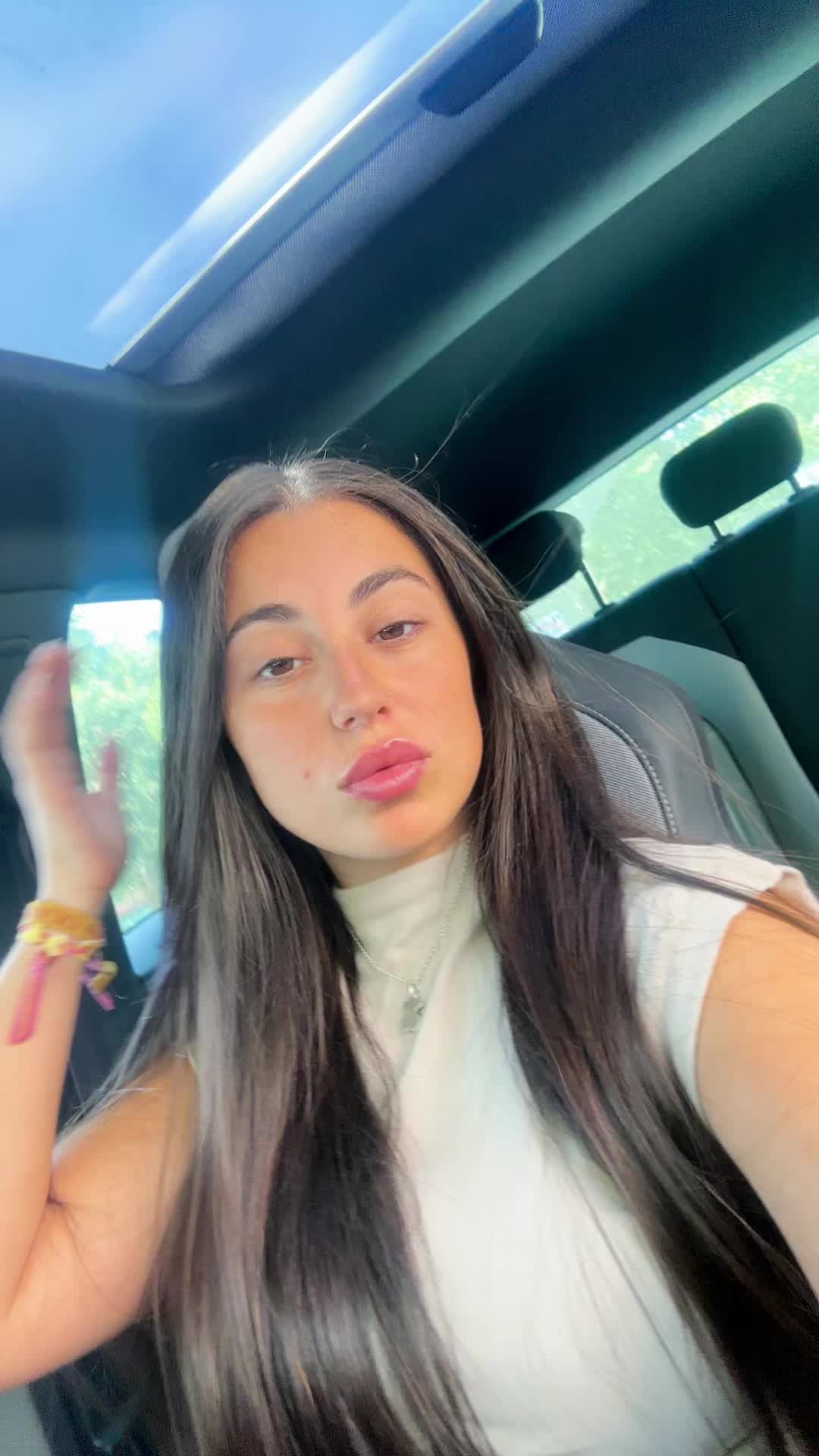 @Paula🖤