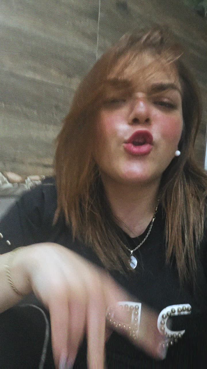 @ANNA MASSARINI ✨️