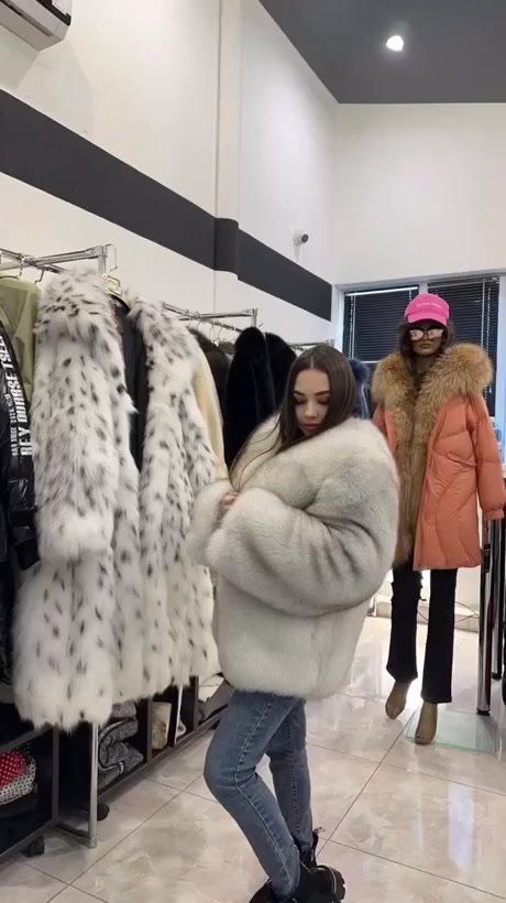 @Fur coat fans
