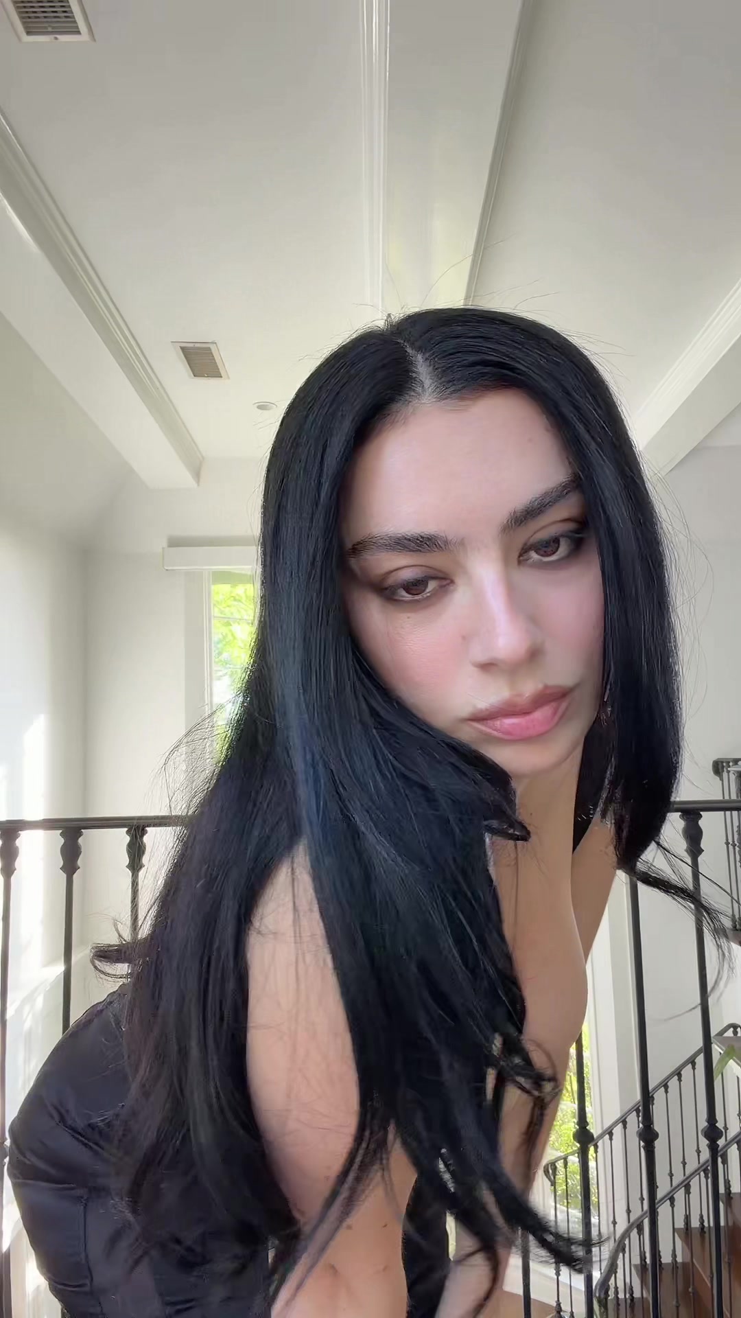 @Charli XCX