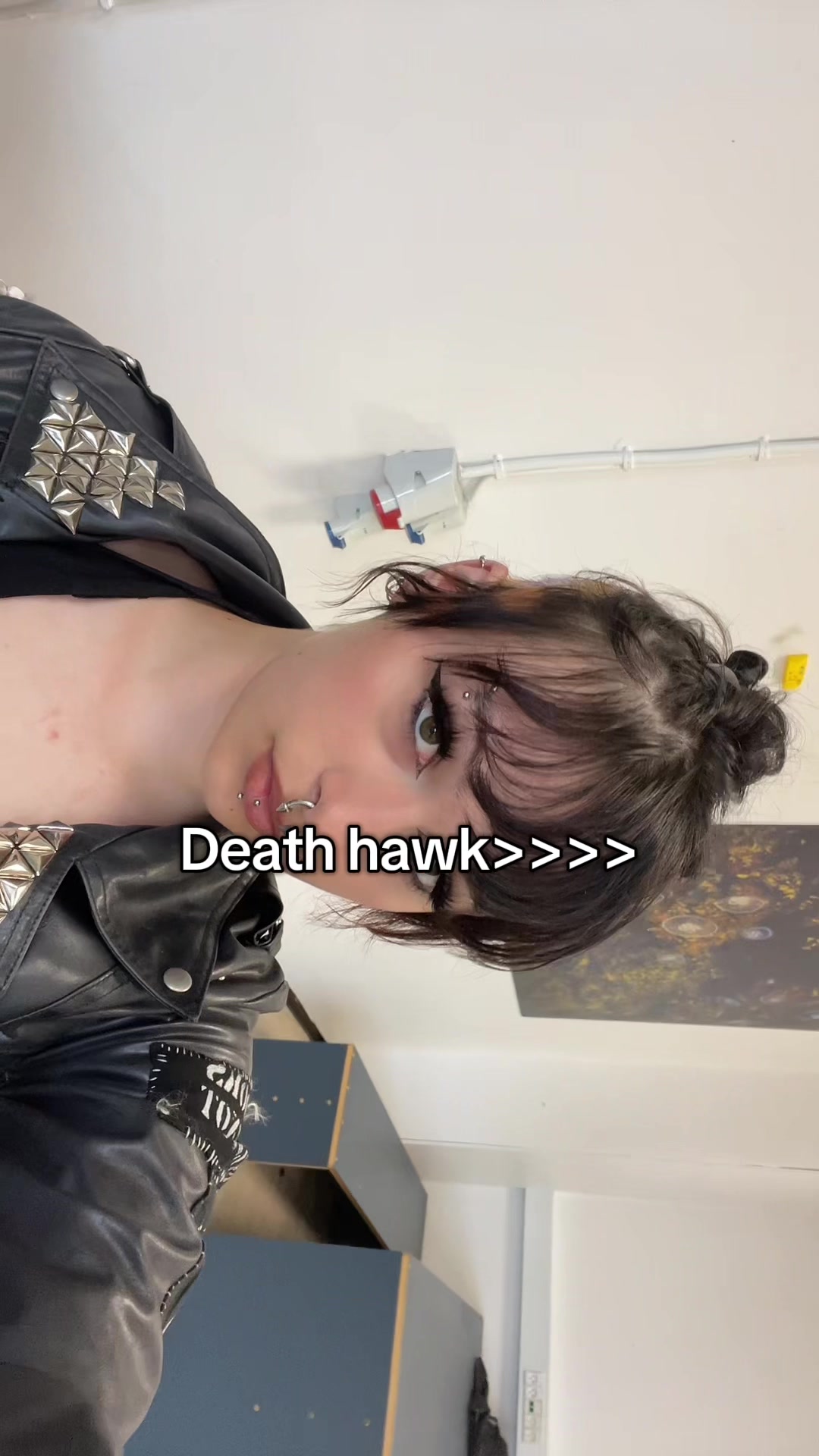 @Girl with the eyeliner