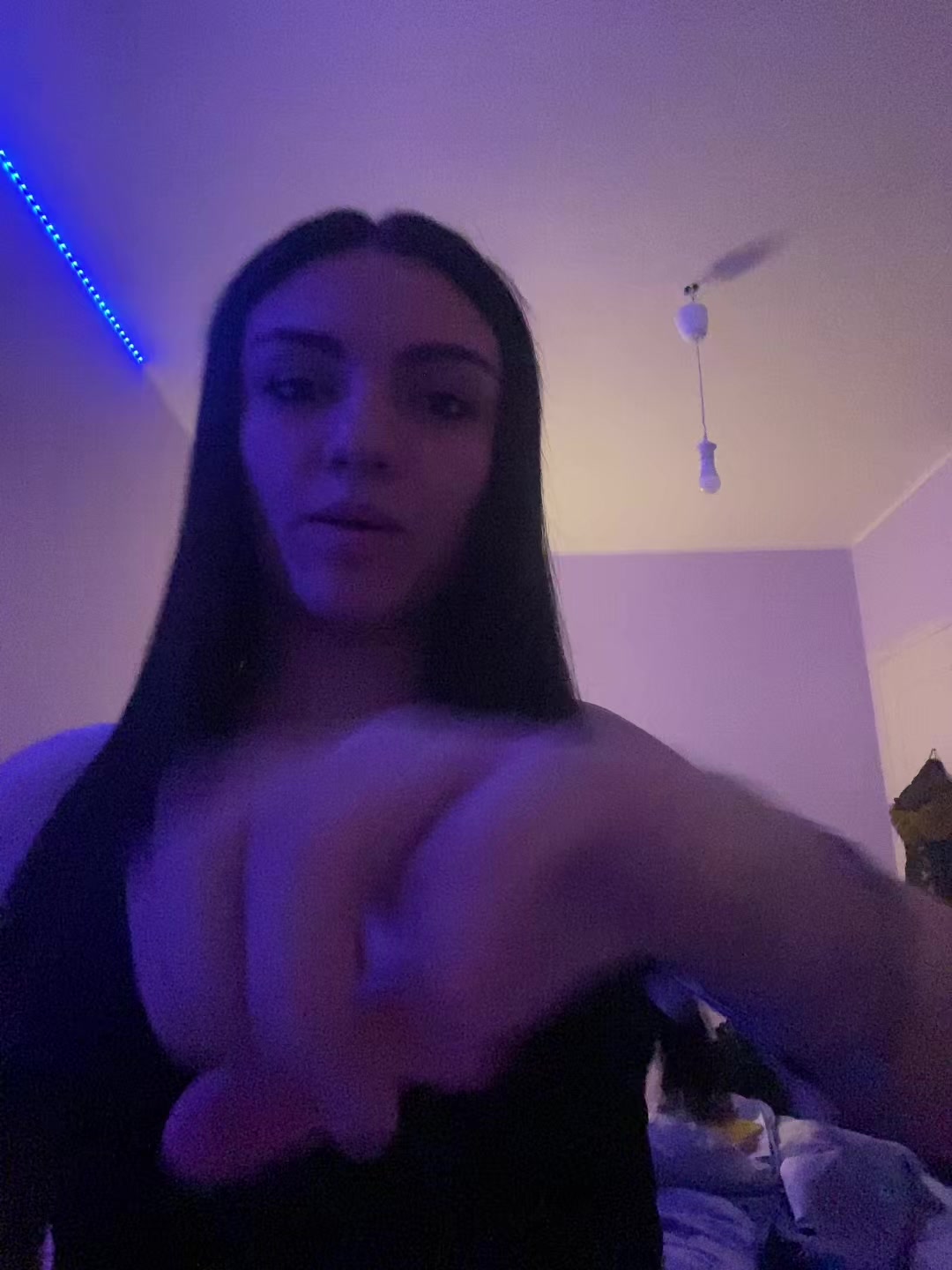 @𝓮𝓶𝓲𝓵𝔂