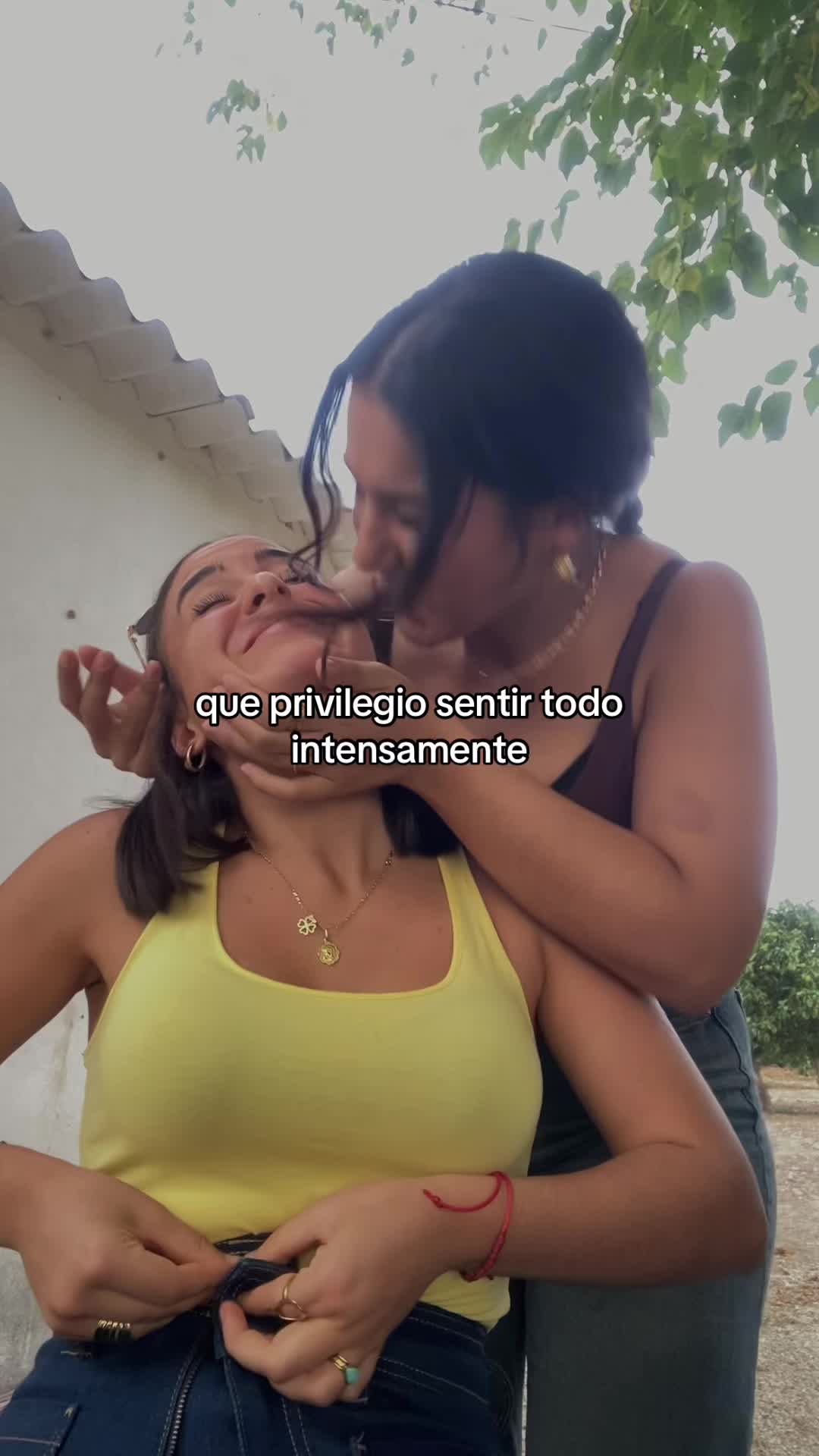 @claudia martin🖤
