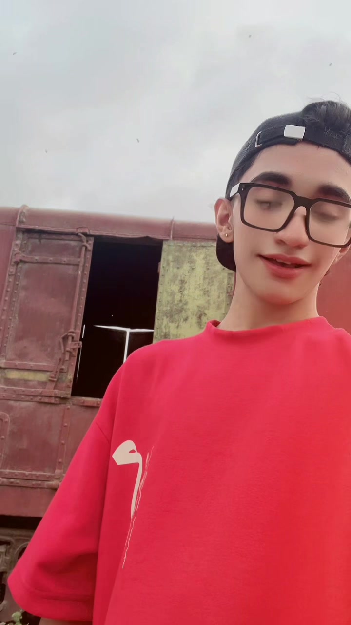 @ℳ𝓇.𝒸𝒽𝒰𝓏𝒶🐣