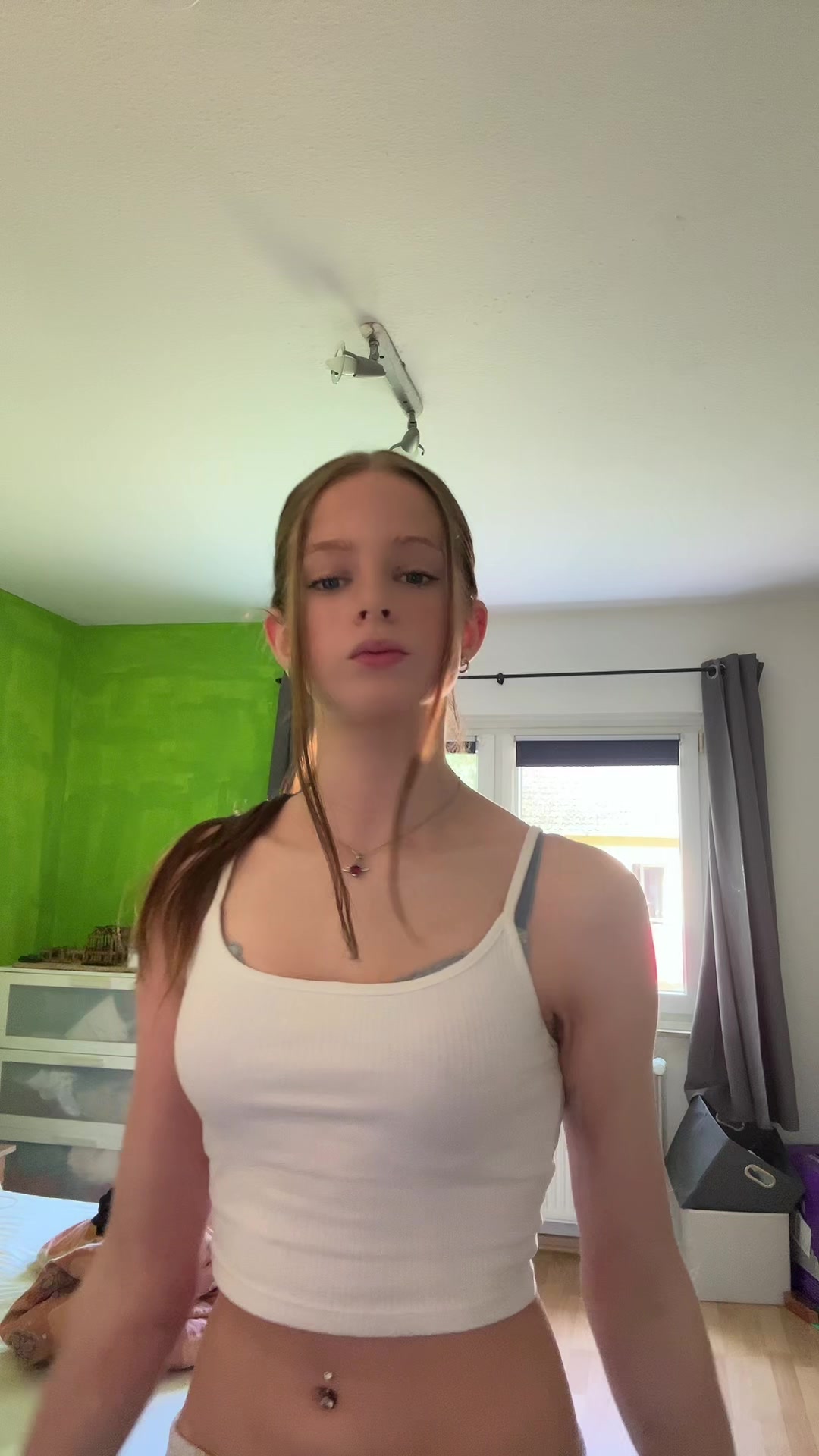 @𝓁𝒾𝓋𝒾 🎀