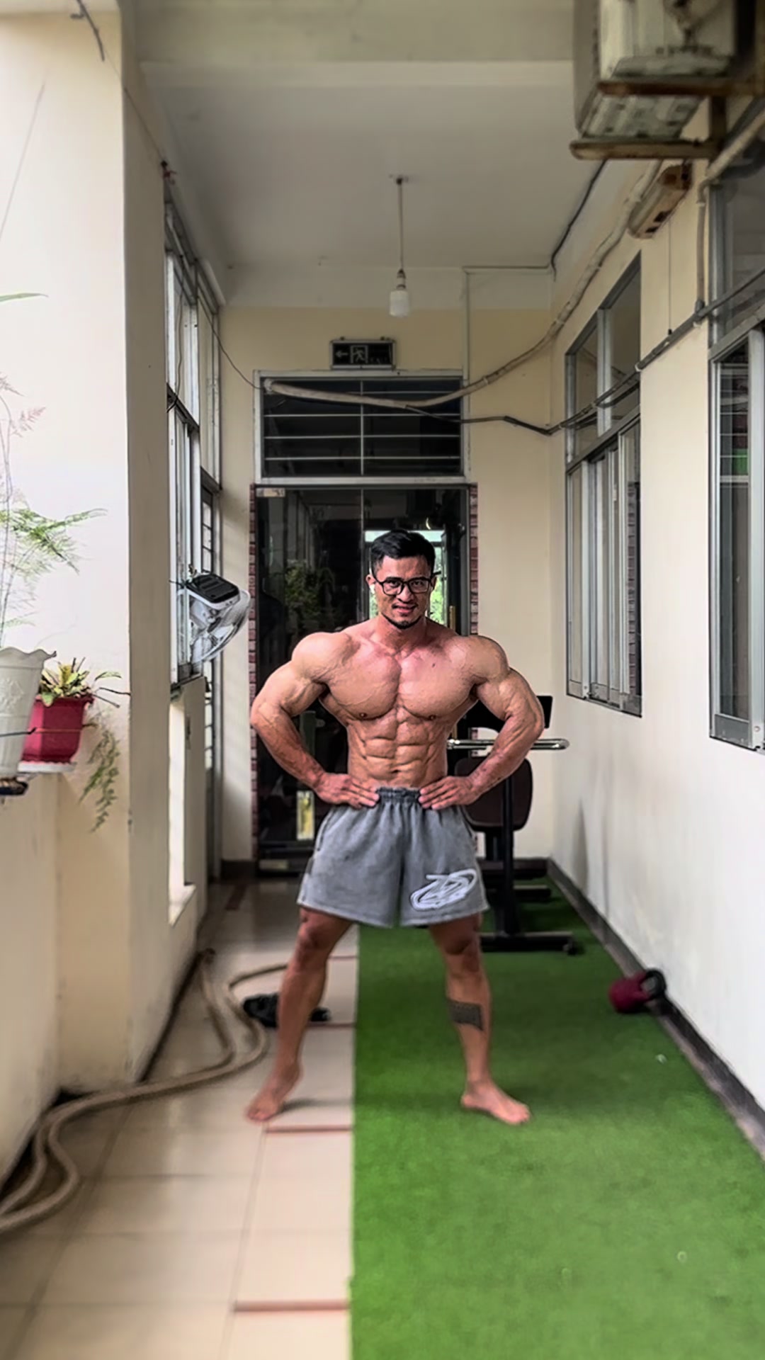 @IFBB PRO BEN ANH