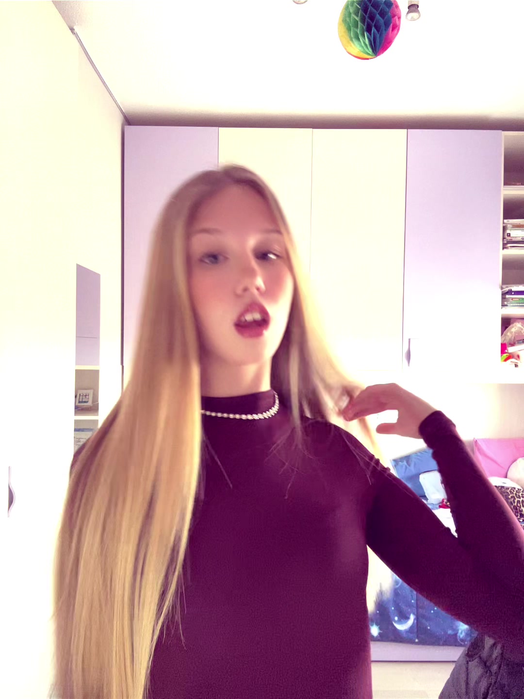 @𝒾𝓁𝒶