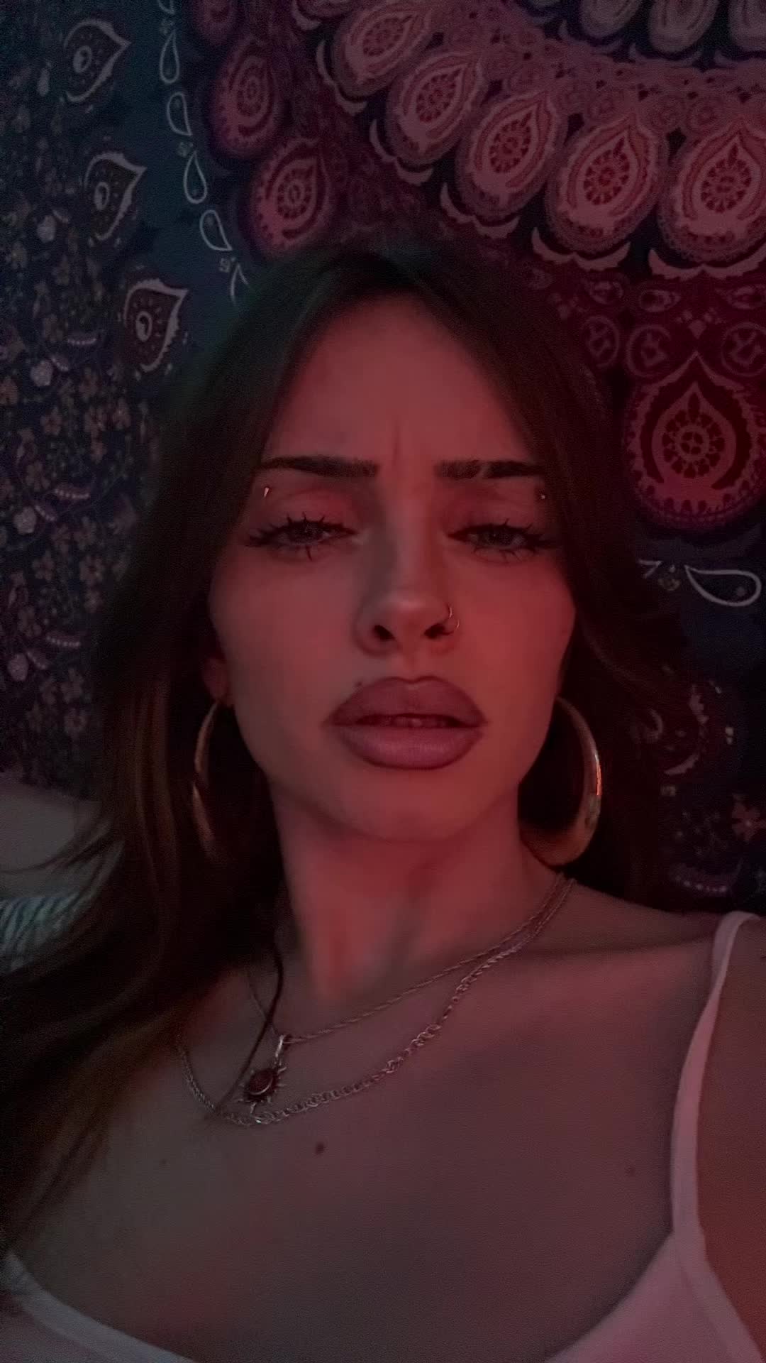 @gg