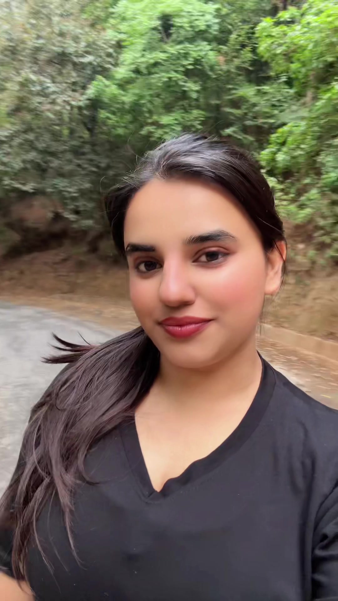 @Prapti🤍