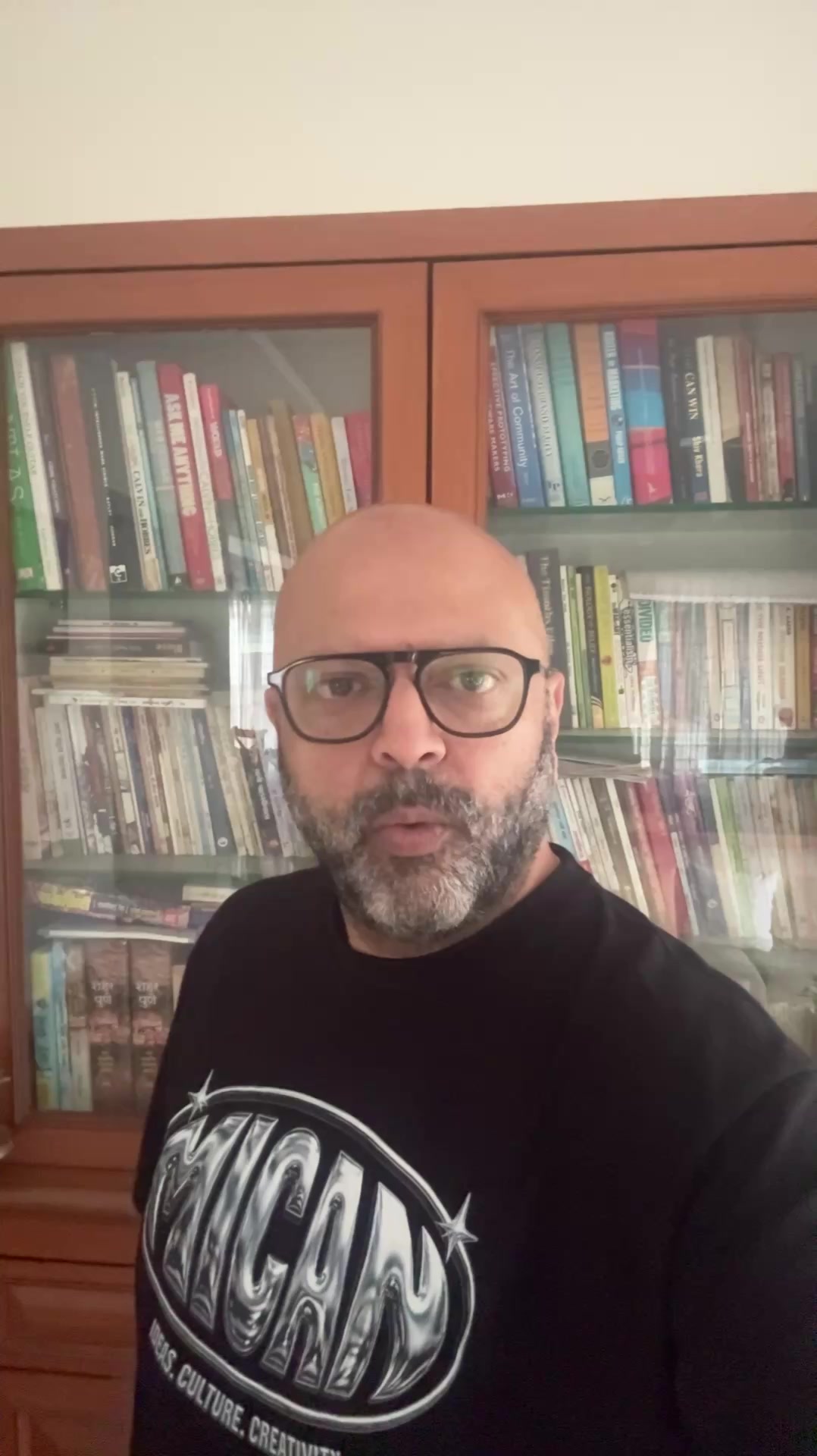 @thetravelingprofessor