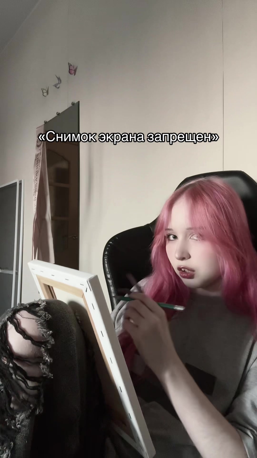 @???