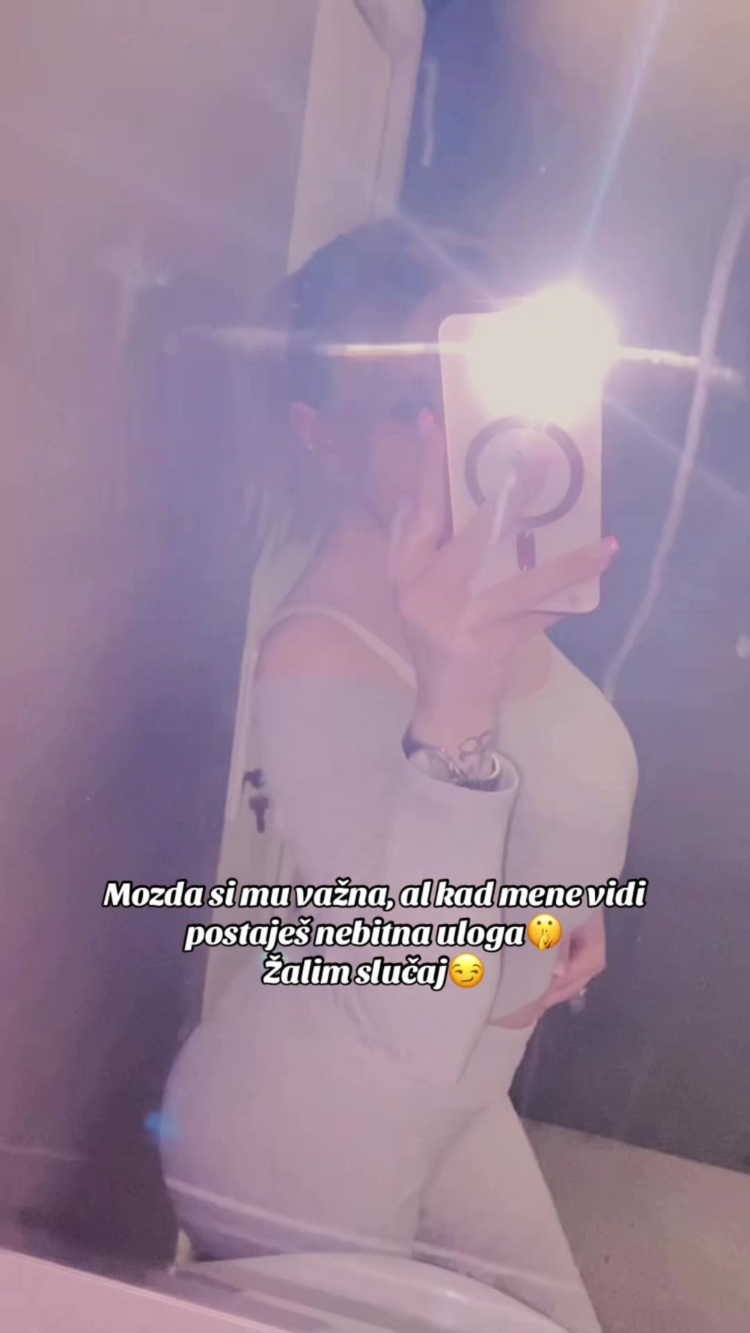 @𝐄𝐋𝐀✨