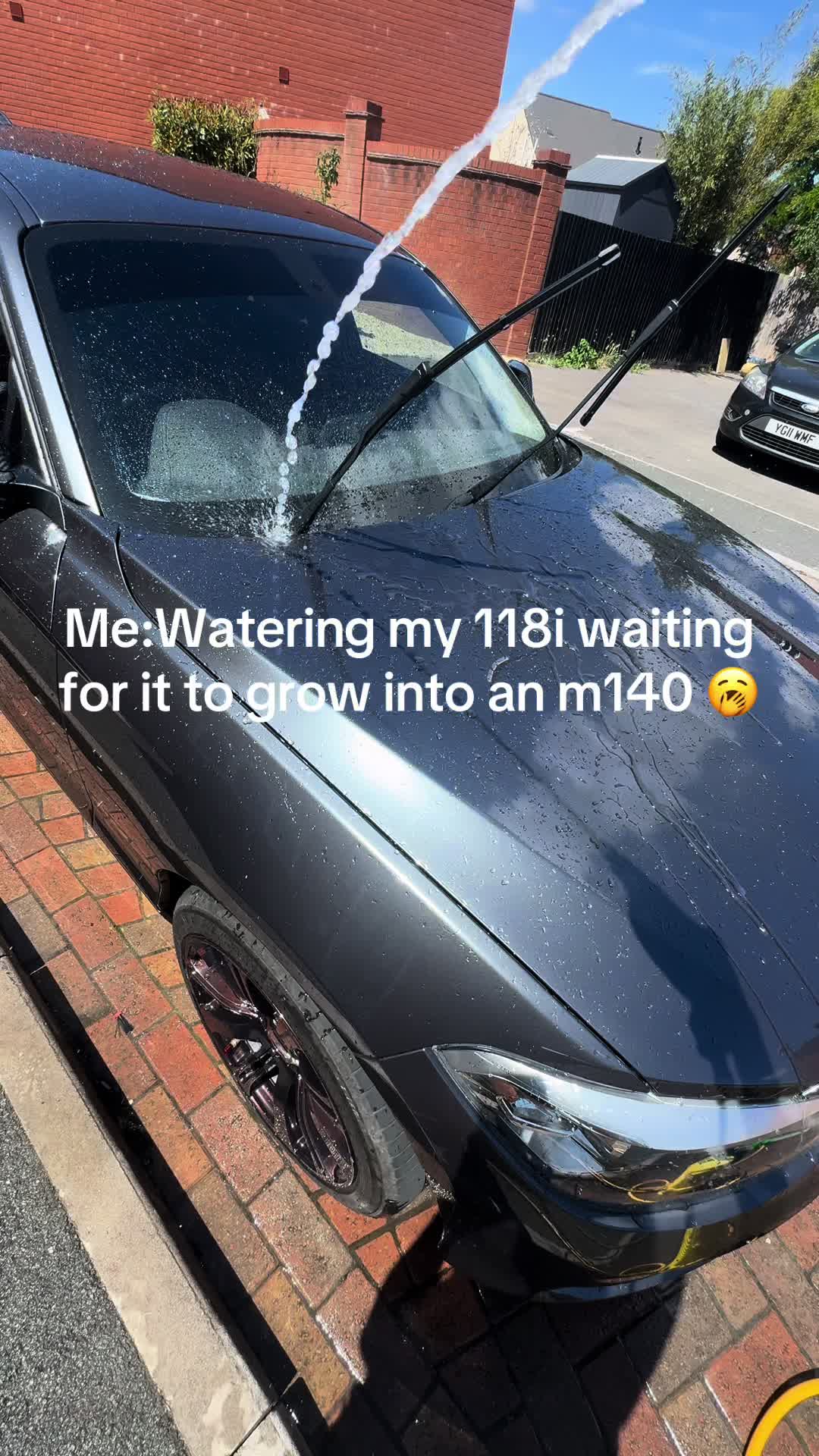 @️