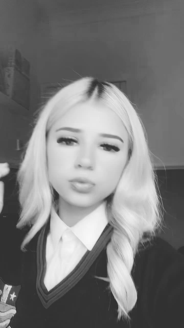 @𝐨𝐥𝐢𝐯𝐢𝐚-𝐞𝐬𝐦𝐞💕🎀