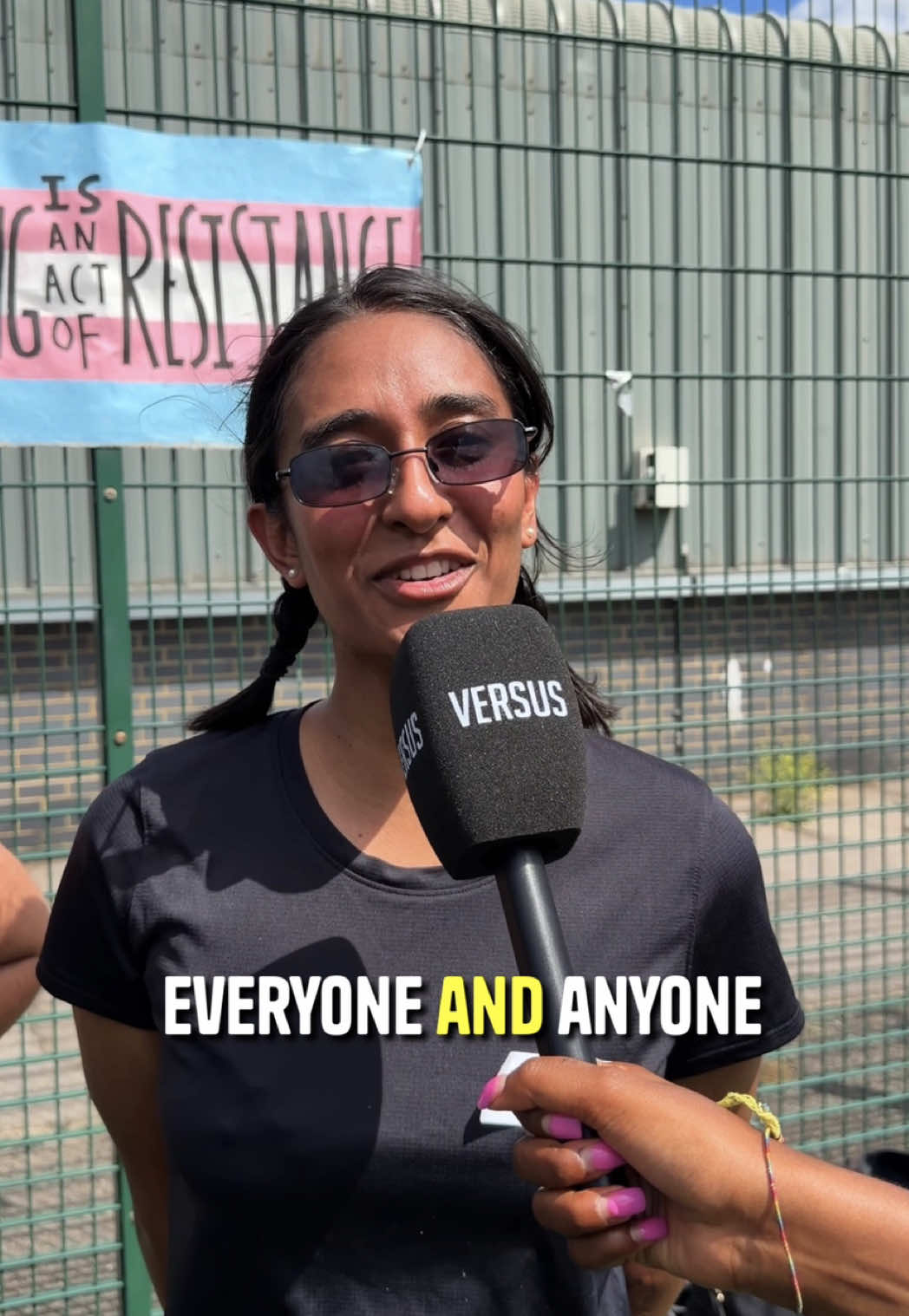 @VERSUS