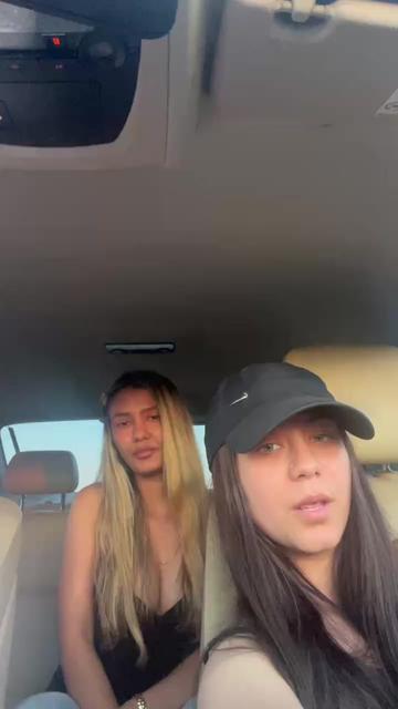 @Denisa🦋