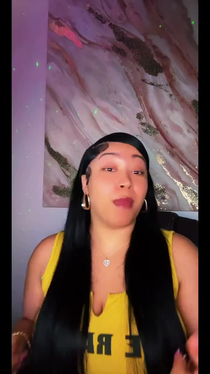 @YourAuntieMoe