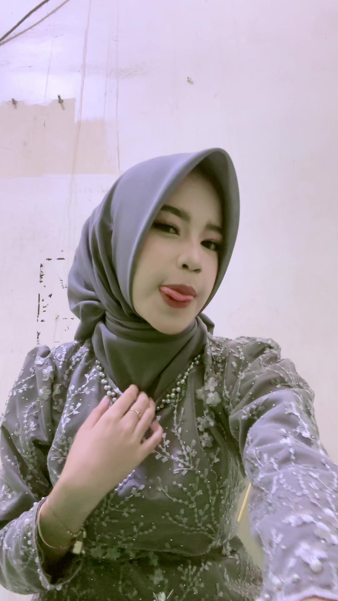 @sellisinulingga_