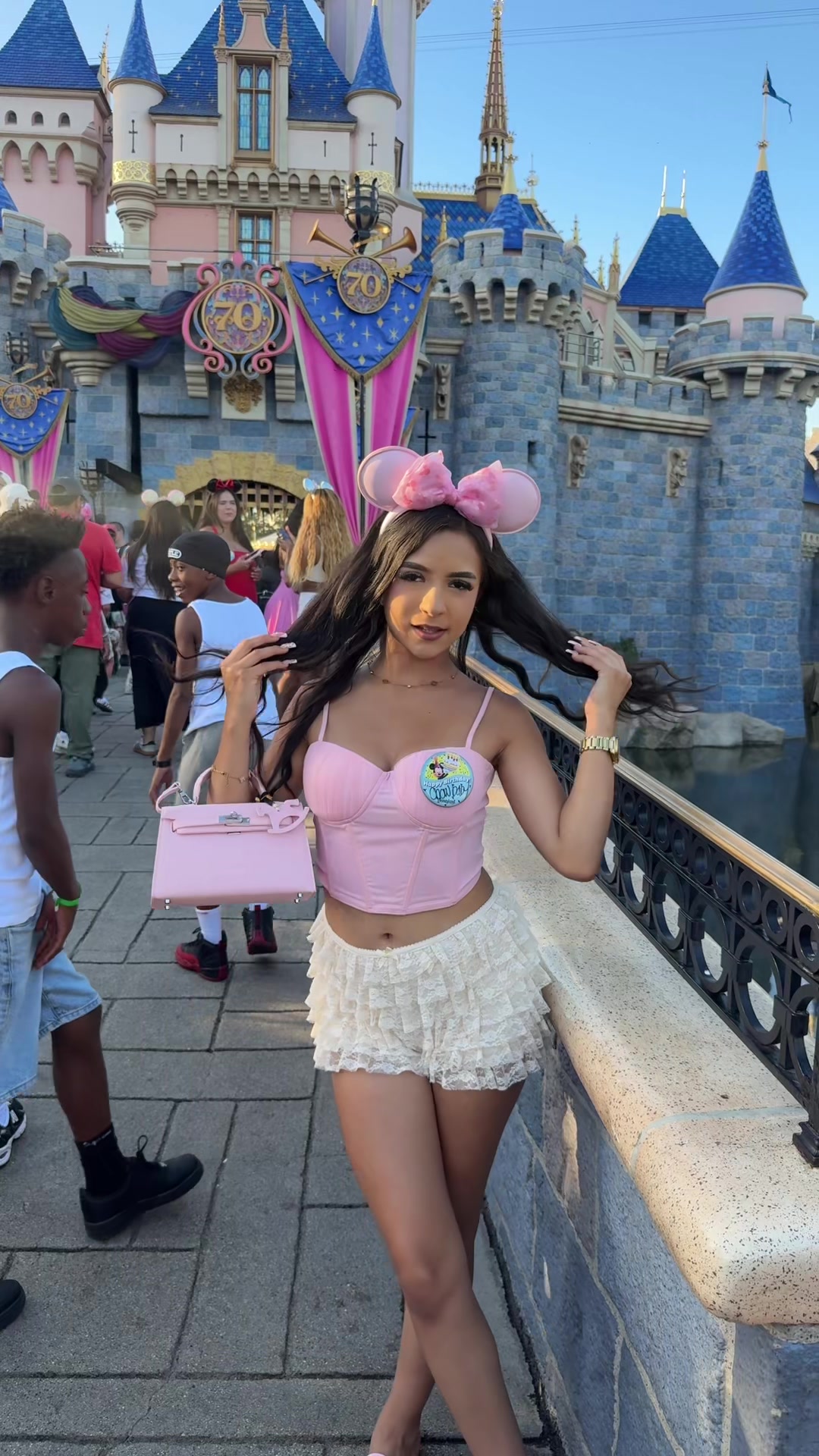 @chowbabygirl