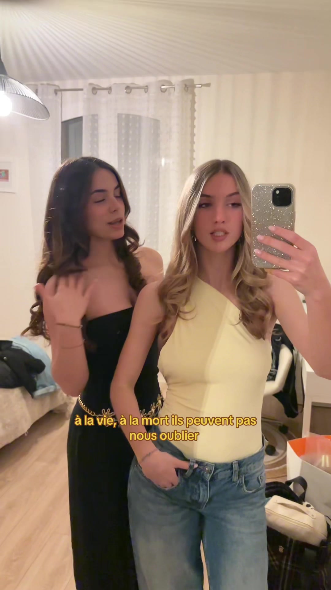 @julie 💛