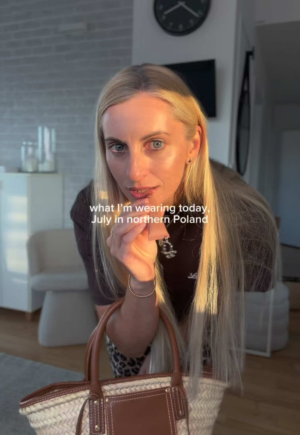 @howaboutanna