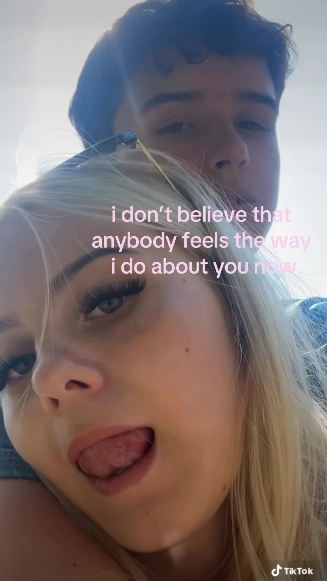 @ellie๐ค