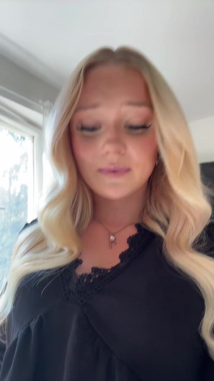 @LAYLAY💗