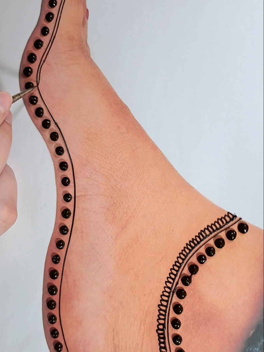 @Anaya Mehndi Creations