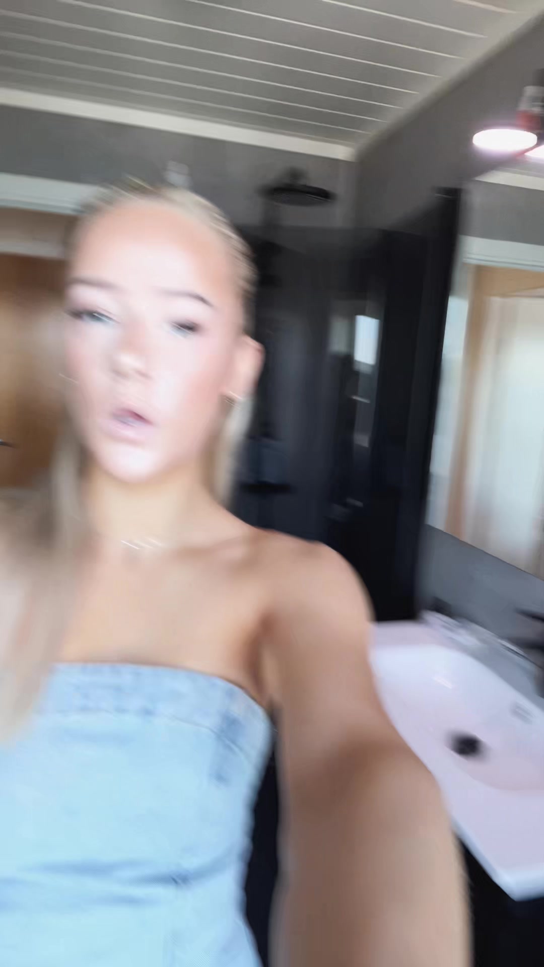 @𝐒