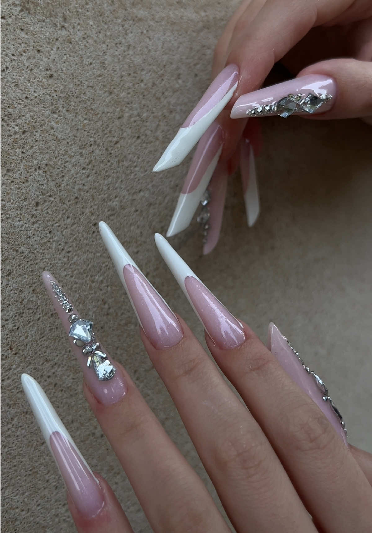 @nailart.rena