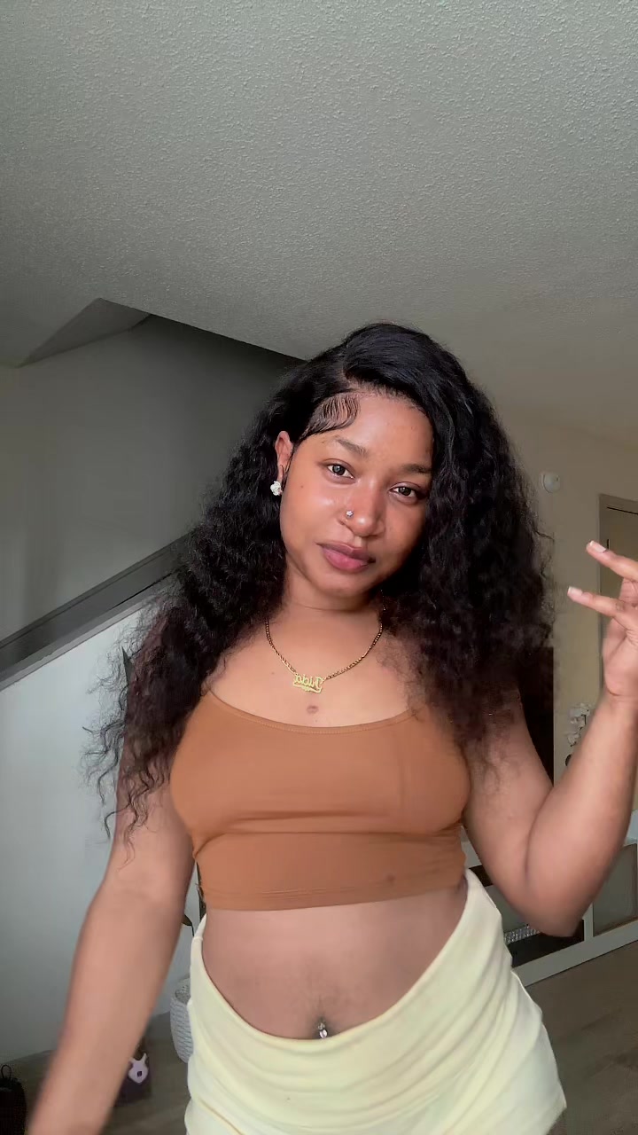 @Tricia🦋