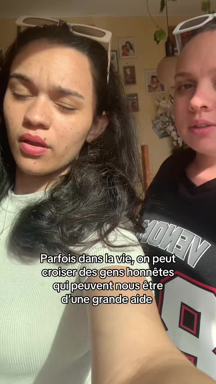 @Lala