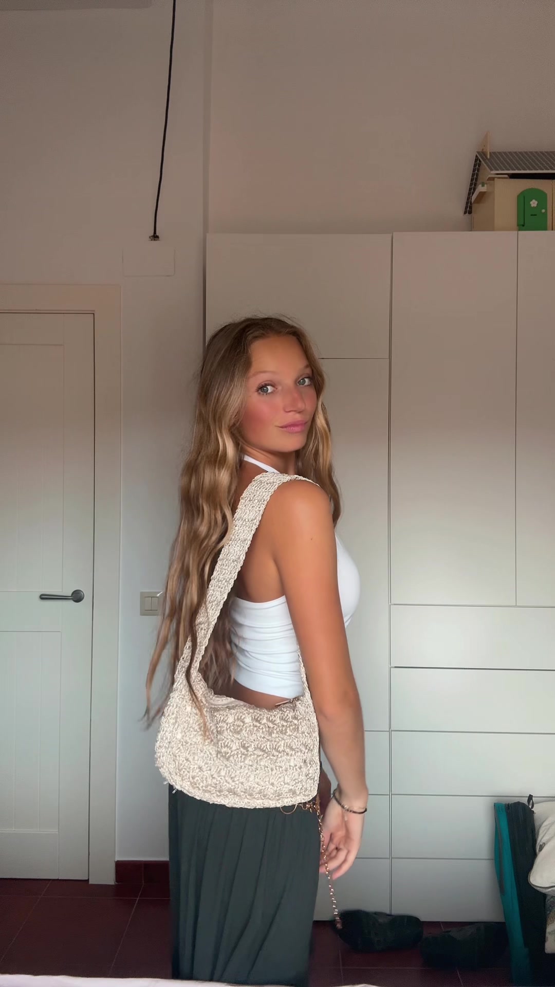 @MERYYY