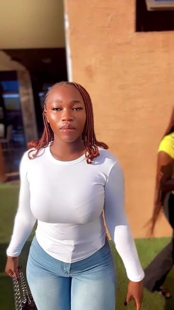 @Oluwatomisin 🌸🤎🩶