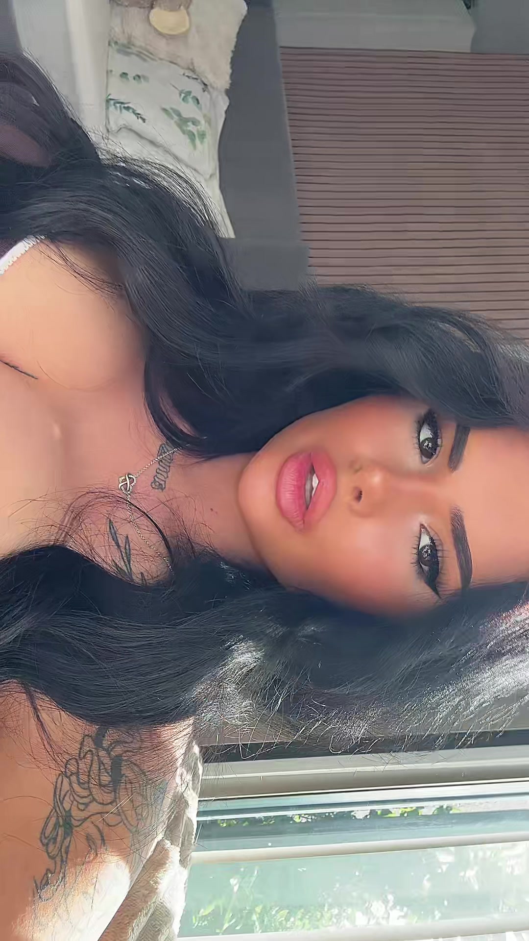 @brunettebaddyy
