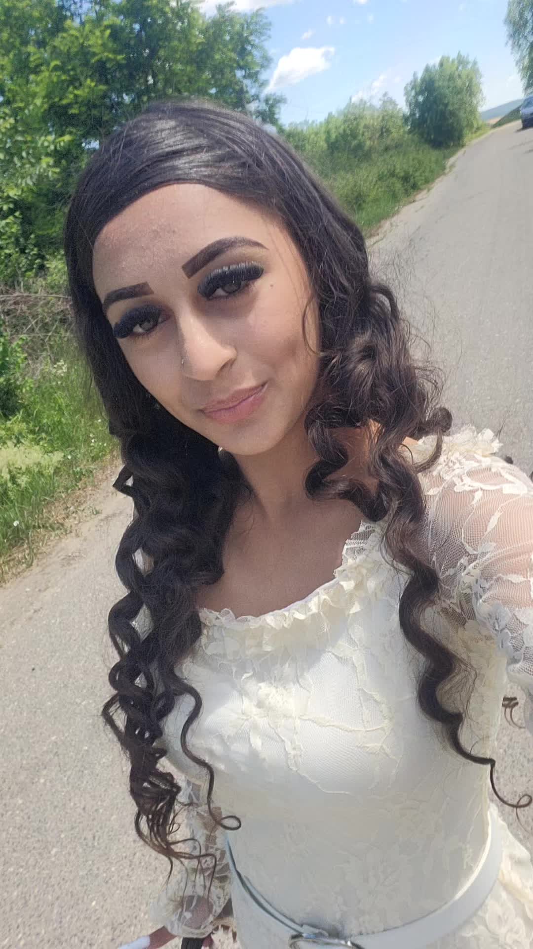 @Anna Mezei