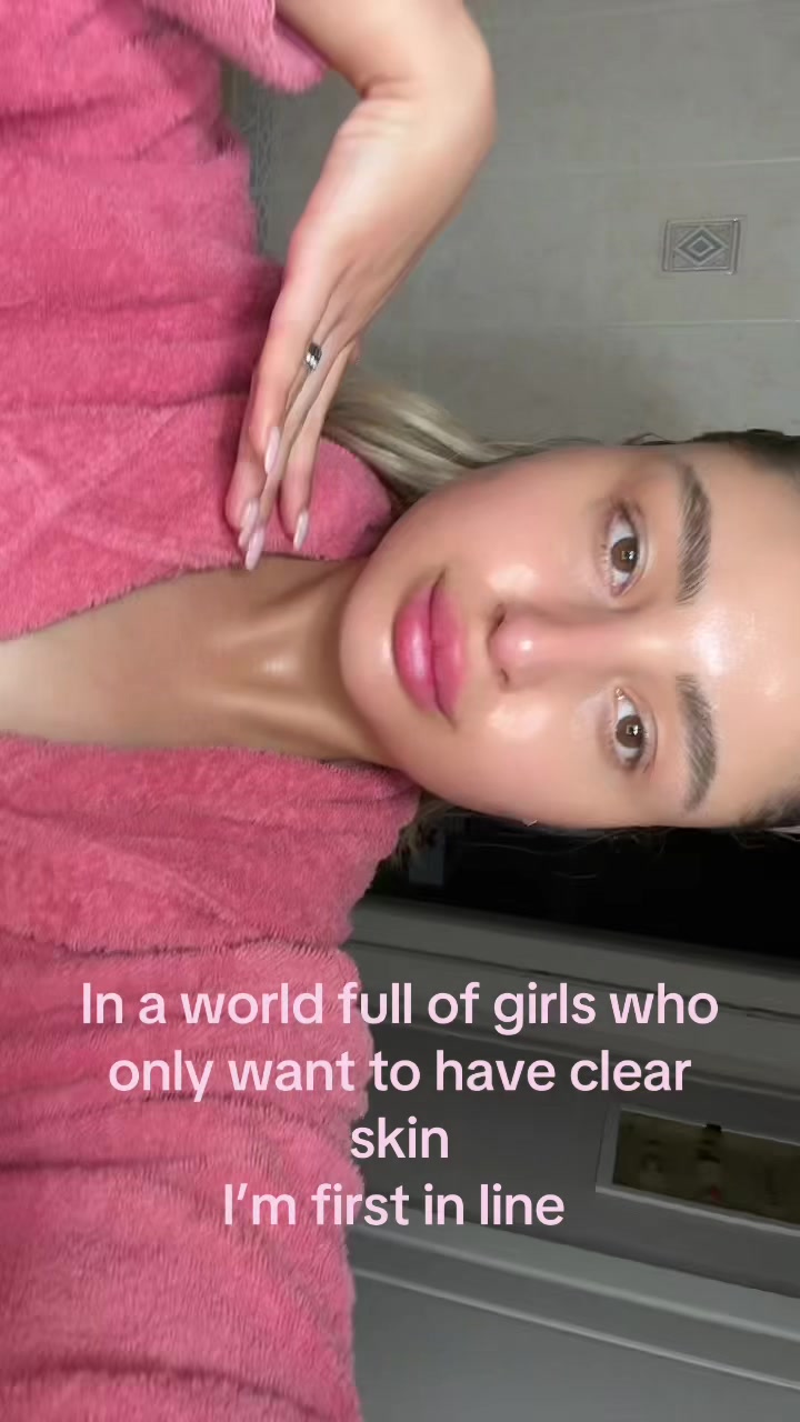 @FlyyWithVivian🛫