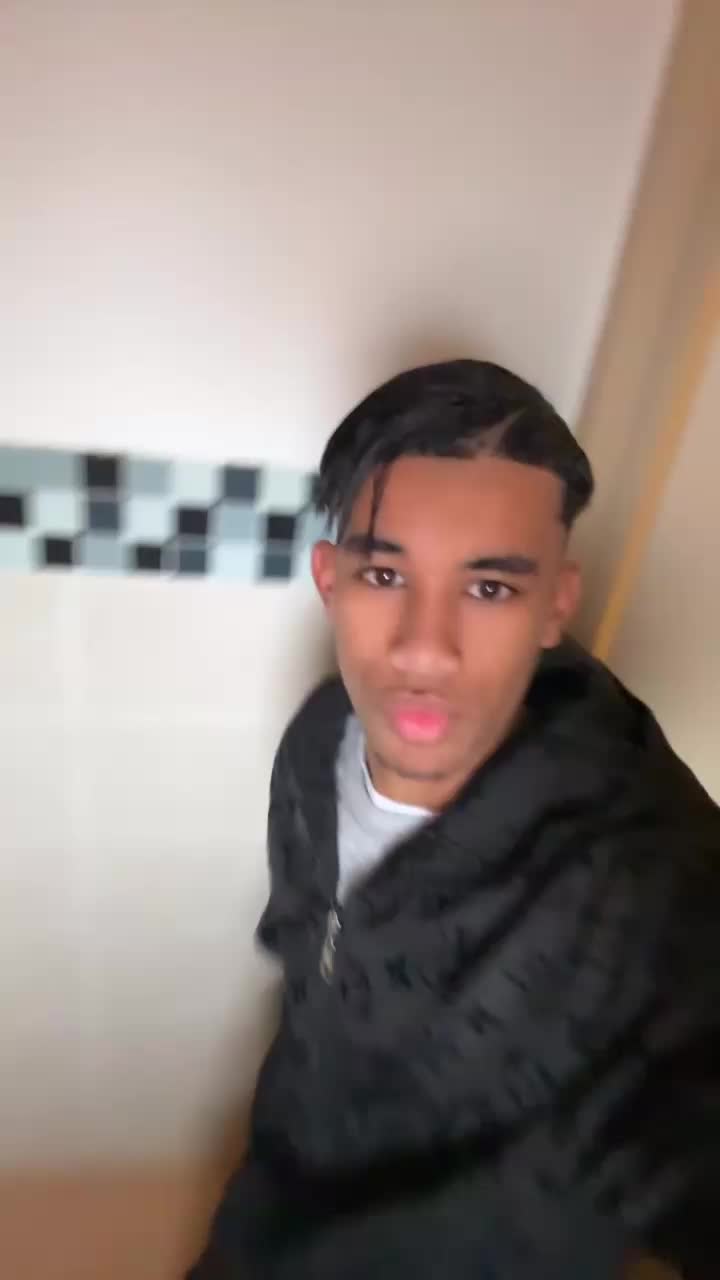 @userrrroxm