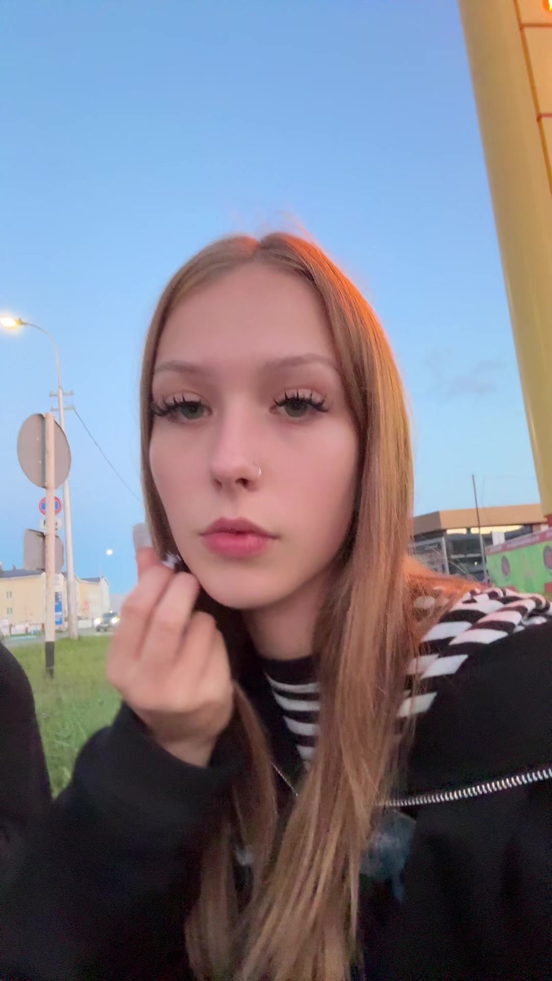 @нiщяз@й0с🐰