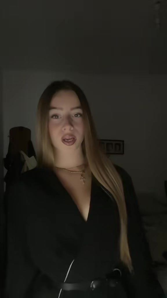 @nikolinaa