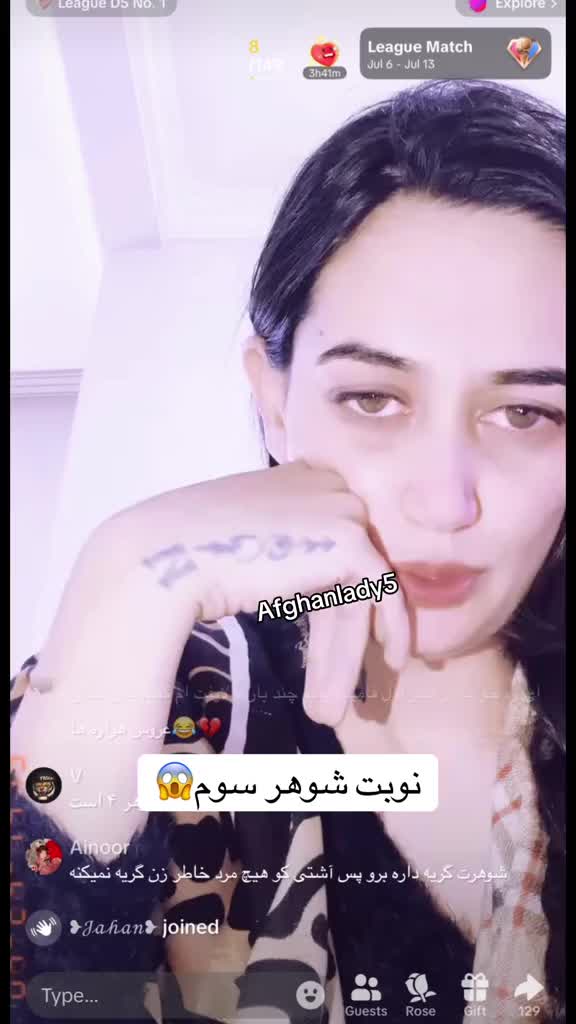 @Afghan lady ✪