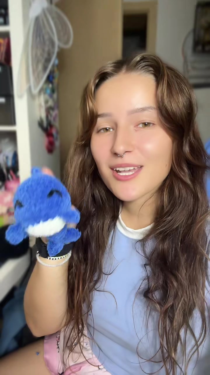 @crochetingbycaro