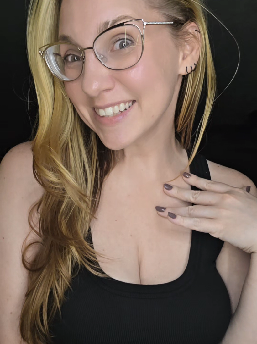@HayAnna