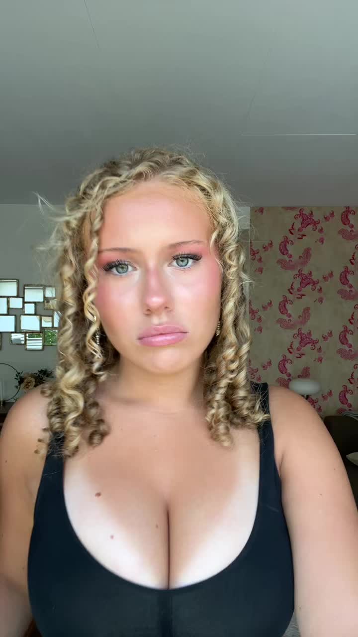 @Agnesssss