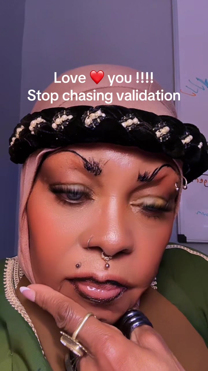 @Ebonysingagain