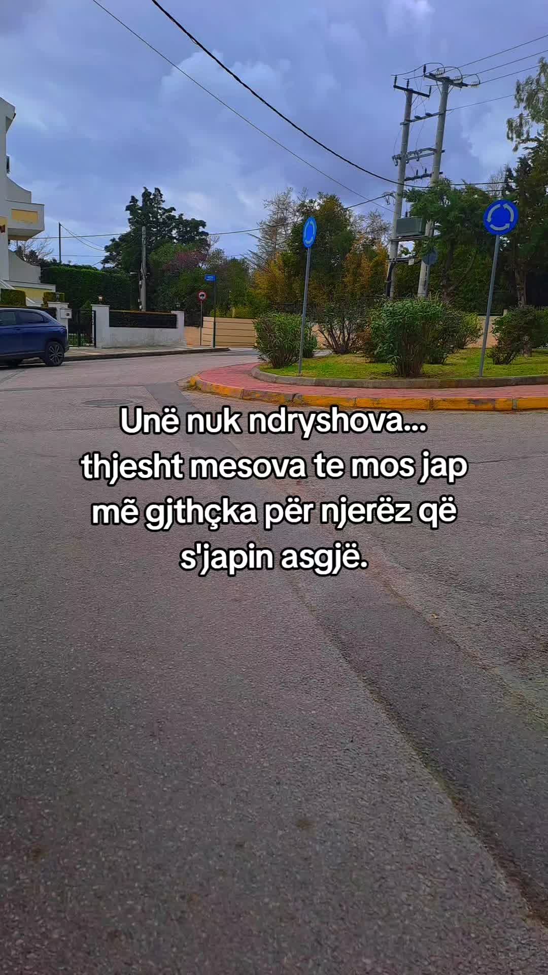 @Djali asaj vajze pergjimon E❤️