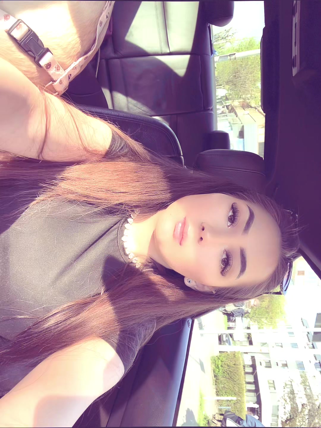 @ɛnd LARISA