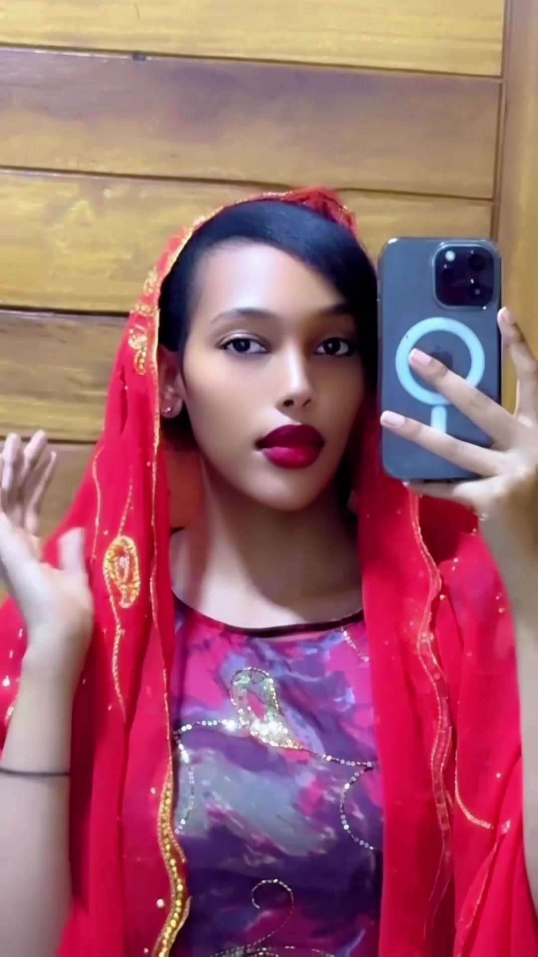 @Latifa🇷🇼