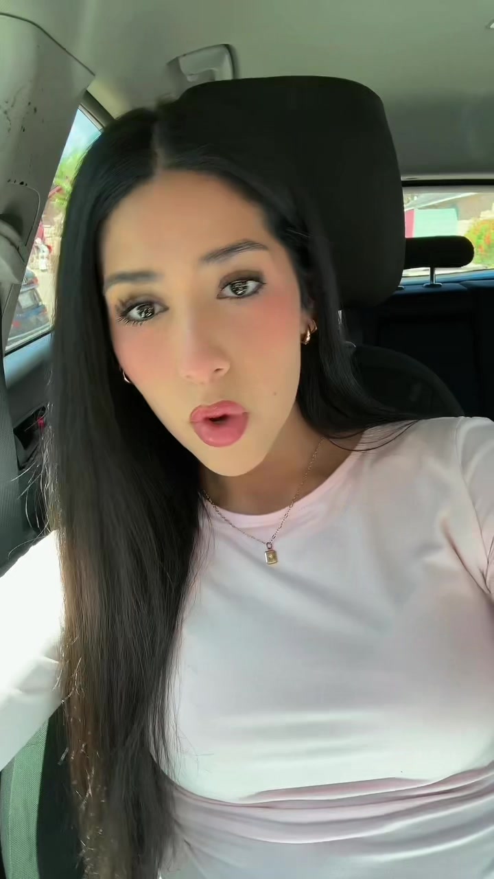 @vivienne